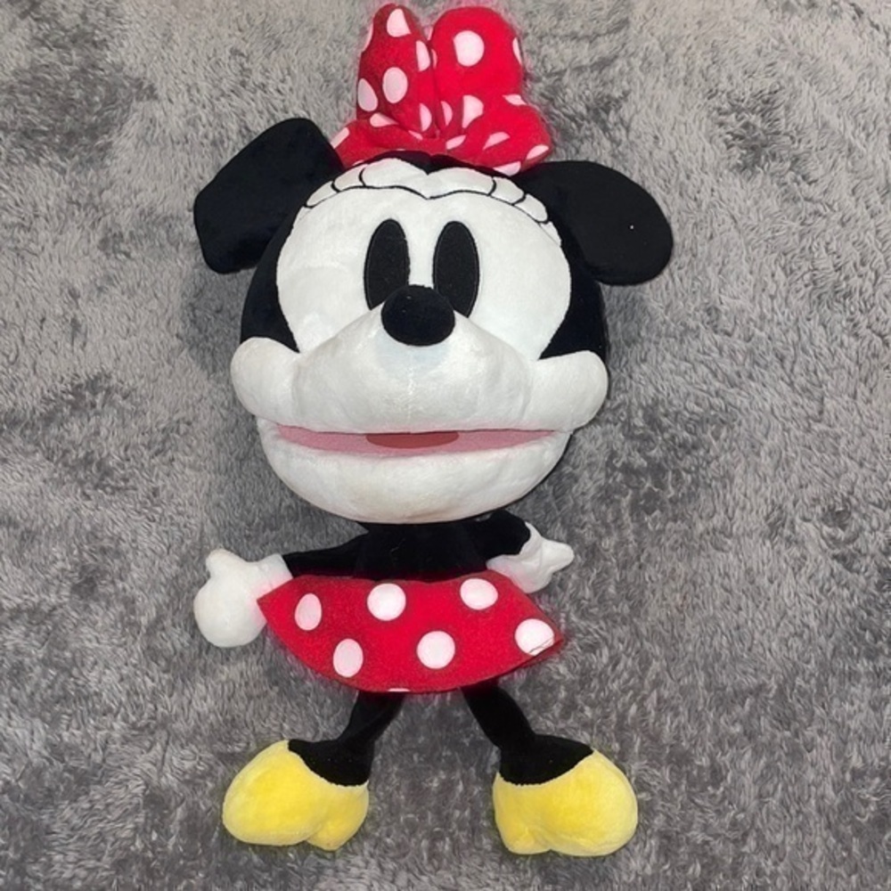Tokyo Disney Minnie Mouse hand puppet